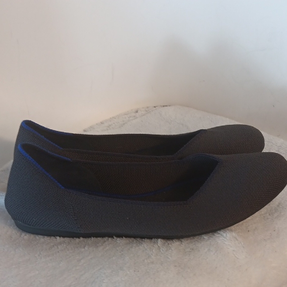 Rothy's Black Minimalist Flats - Picture 1 of 6